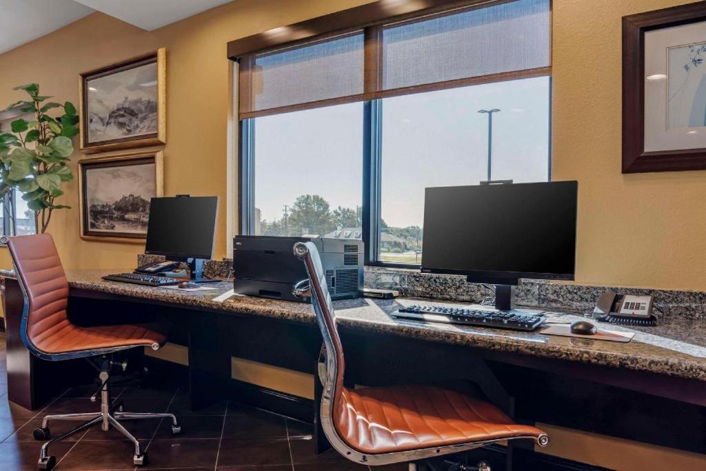 Comfort Suites Greenwood Dış mekan fotoğraf