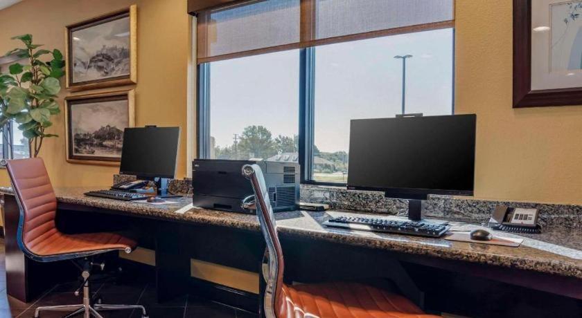 Comfort Suites Greenwood Dış mekan fotoğraf